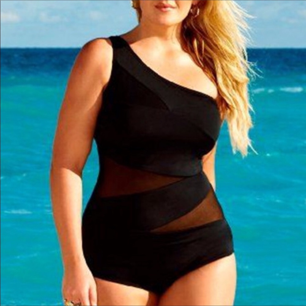 NWT One Shoulder Monokini Swimsuit
